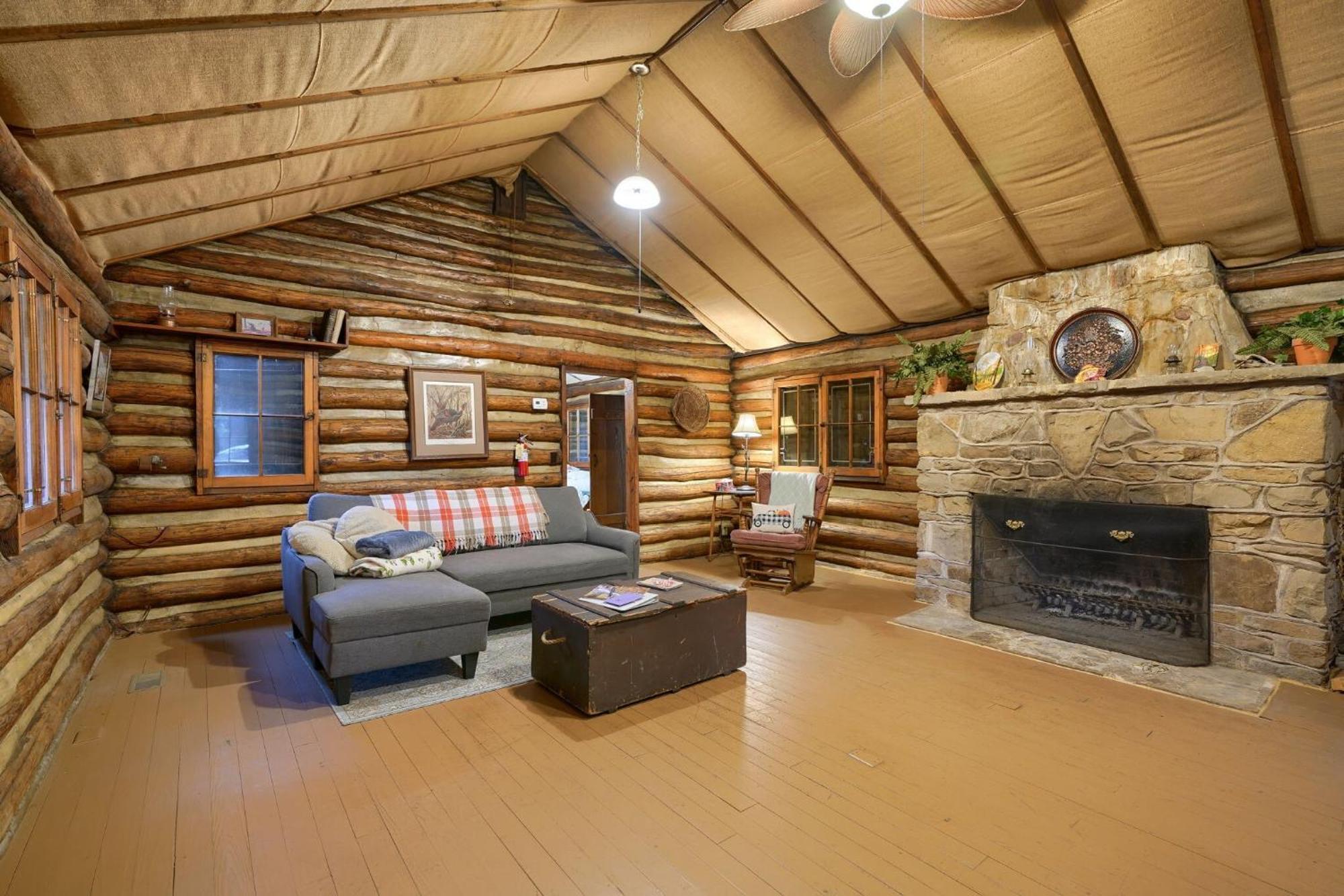 Russell Cabin Logan Exteriér fotografie